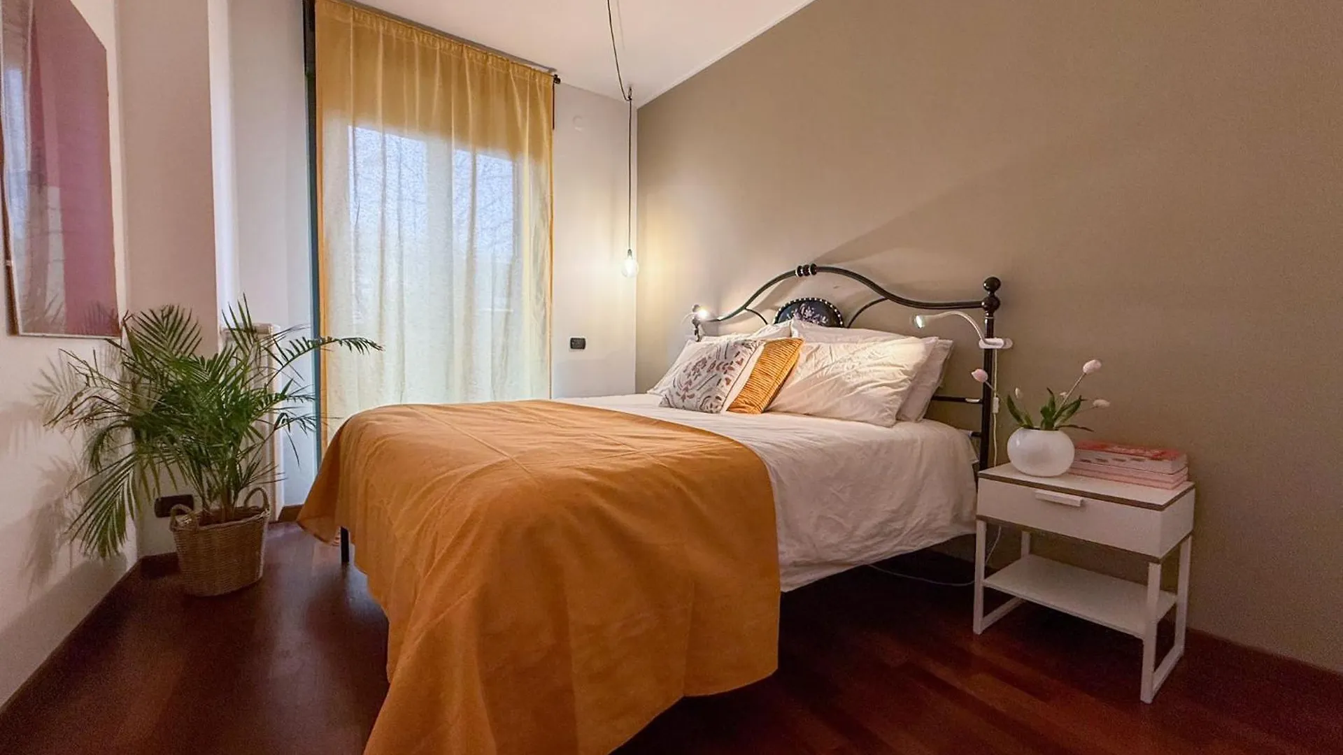 Apartment Bigiogera Home - 20 Mins From Duomo Milan Italy